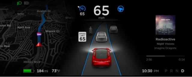 特斯拉软件更新：可检测限速标志